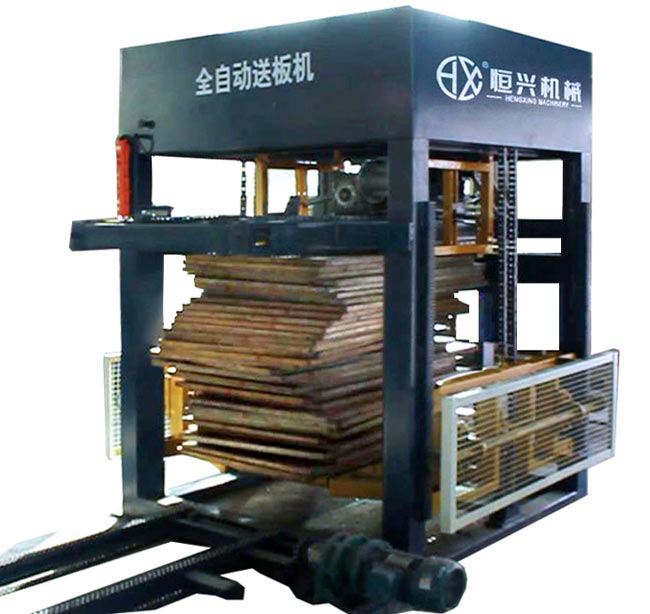 自動上(shàng)闆機 供闆機