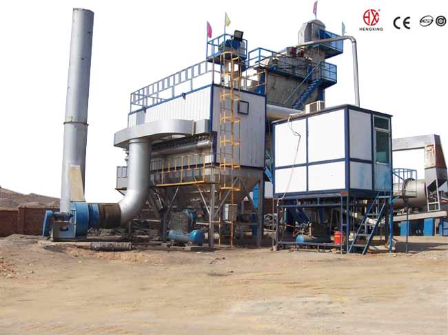 強制間歇式(shi)瀝青混合料攪(jiao)拌設備