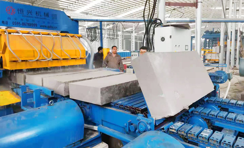 泡沫混凝(níng)土自保溫(wen)砌塊設備(bei)生産工藝(yì)